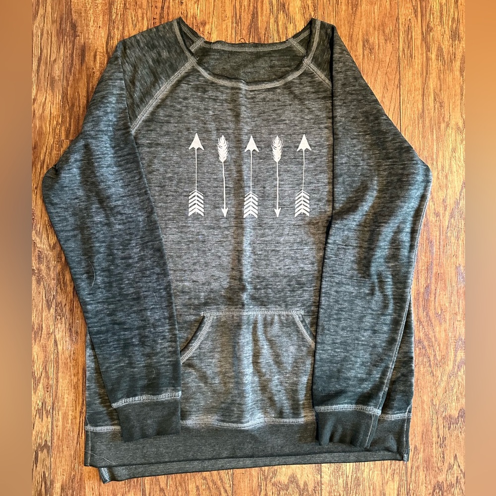 Size medium, Heather green, lightweight, arrow sweater.